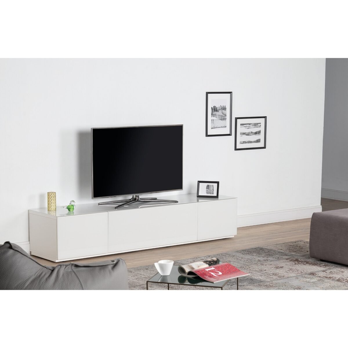 Sonorous Studio Serisi Sta 200 Cam Kaplama Televizyon Sehpası 200 cm Tv Sehpası Tekerlekli - Görsel 1